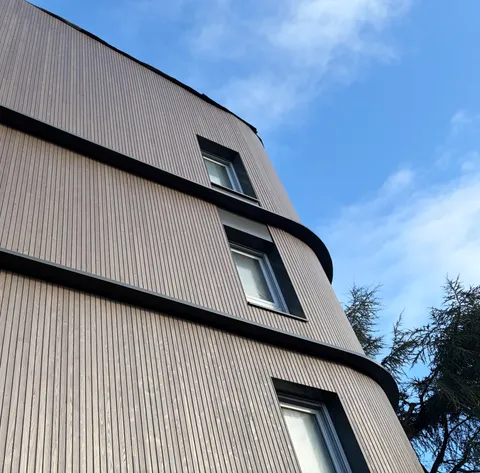Example d'un bâtiment utilisant la gamme Color Protect
